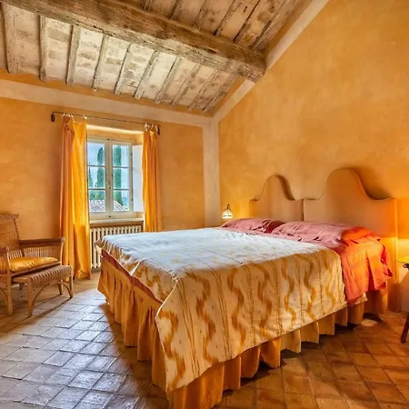 Lavacchio 10 By Salogi Vila *